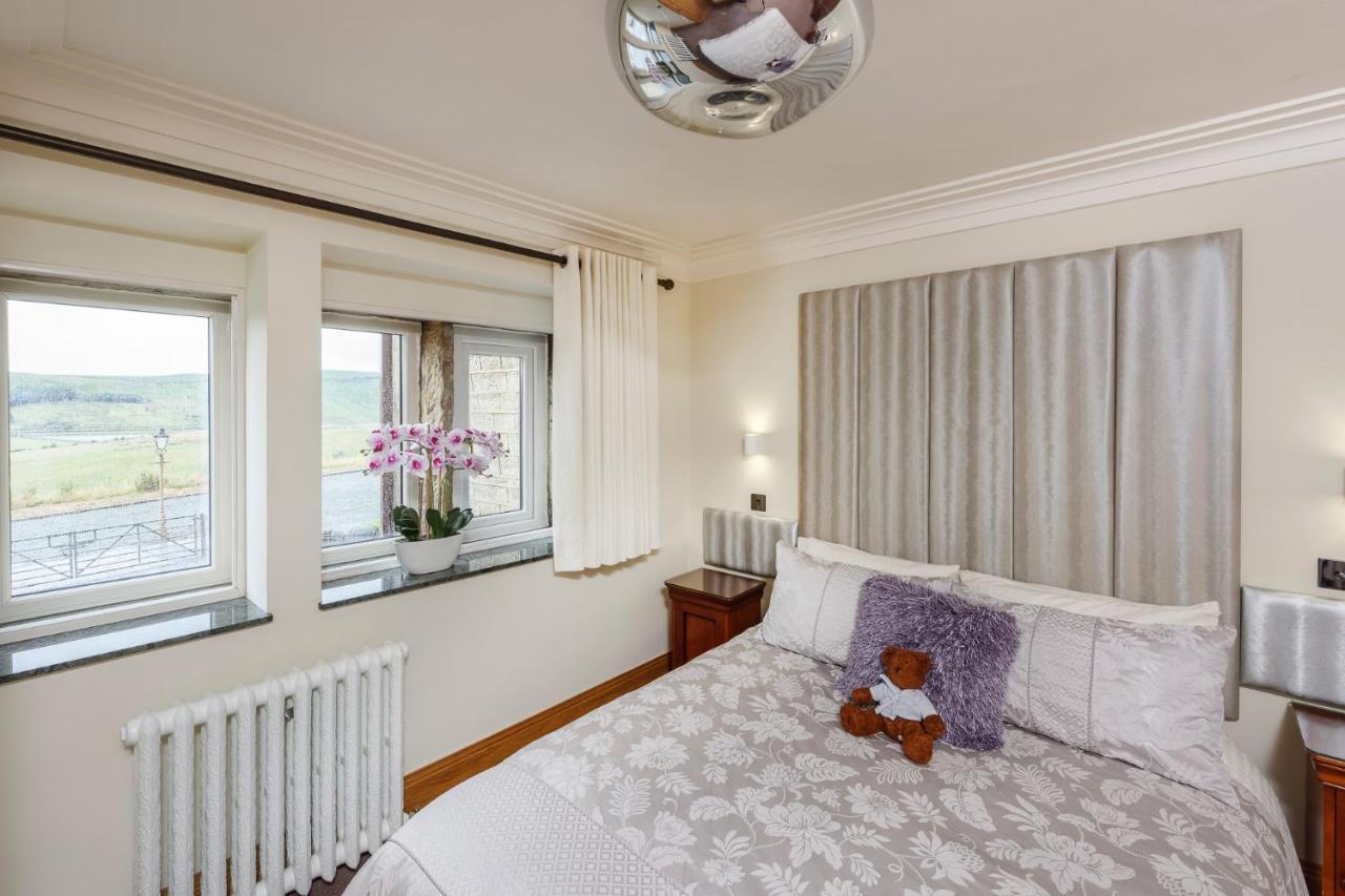 The Saddleworth Hotel Diggle Luaran gambar